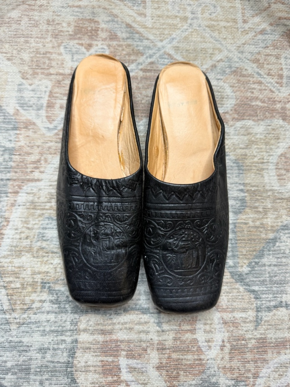 VRAIS CUIR Tunisian Handmade Black Embossed Leather Slip-On Flat Women’s  Shoes